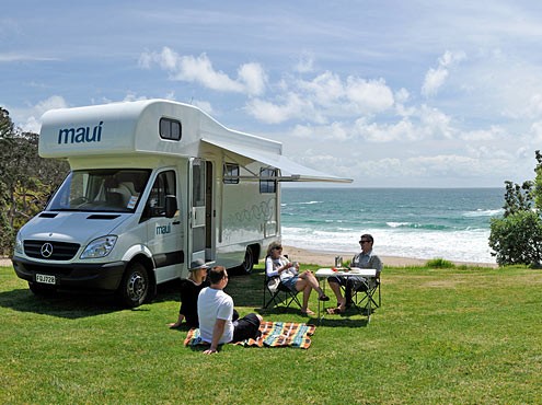 Large-About-Maui-Thl